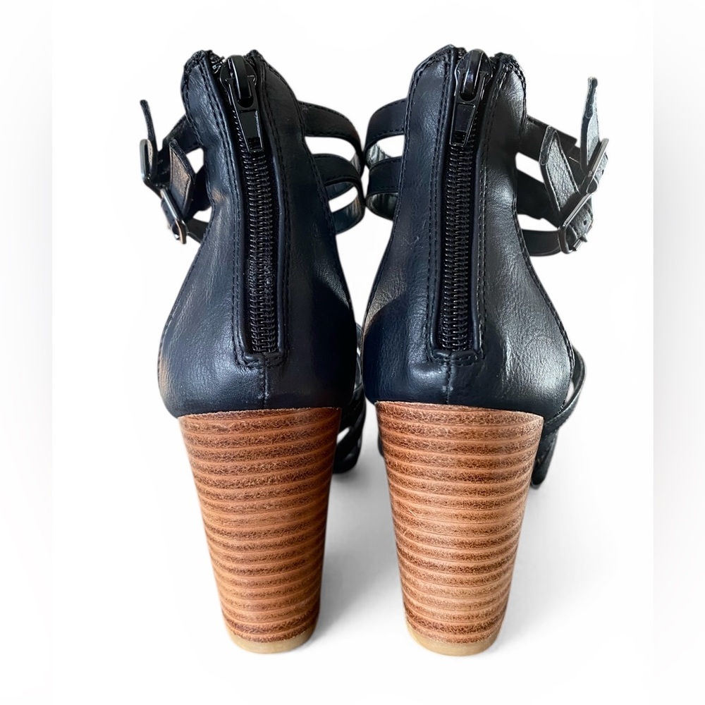 Le Chateau Black Leather Strappy Block Heels. Size 38 - Picture 6 of 10